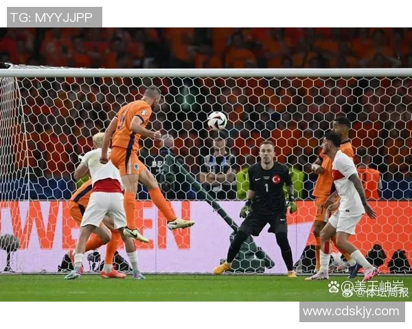 足球历史上有多少位球星曾在同一场比赛中同场竞技 足球历史上有多少位球星曾在同一场比赛中同场竞技